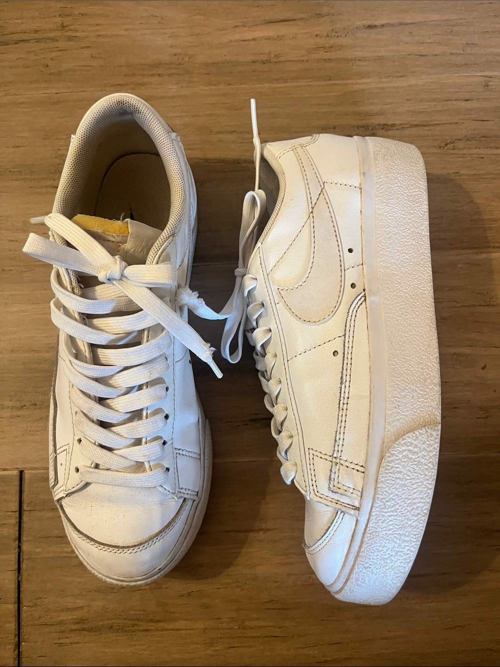 Nike Wmns Blazer Low Platform 'Triple White' 7.5